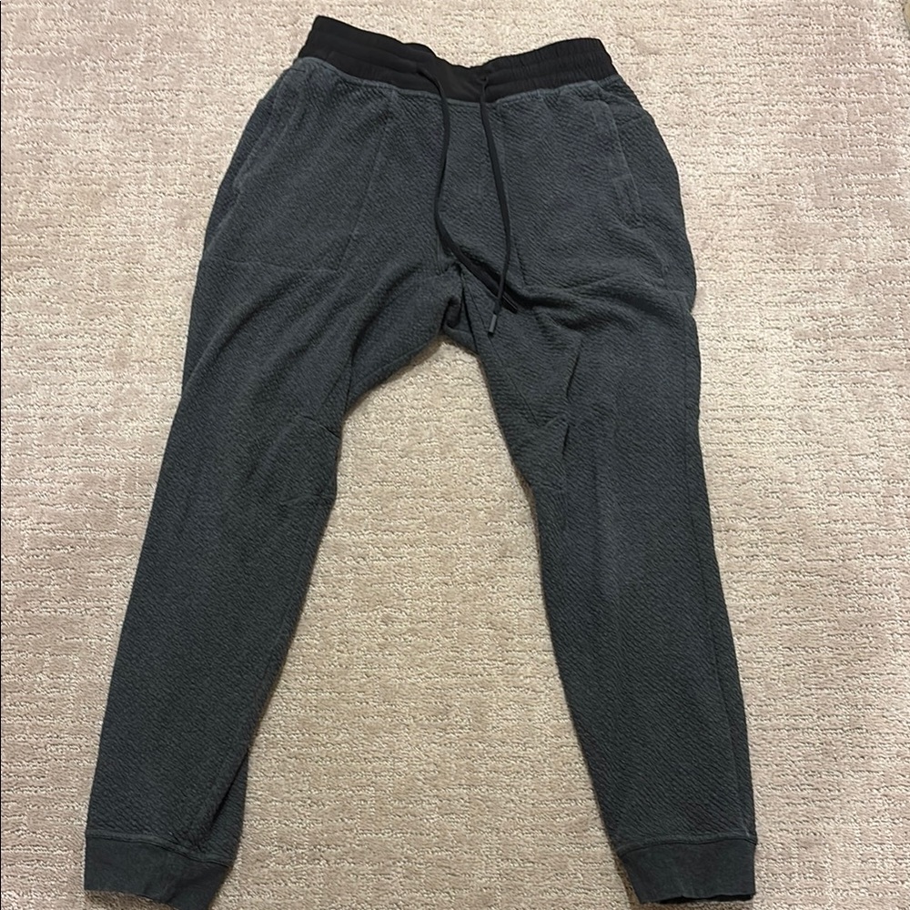 LULULEMON Men’s At Ease Jogger